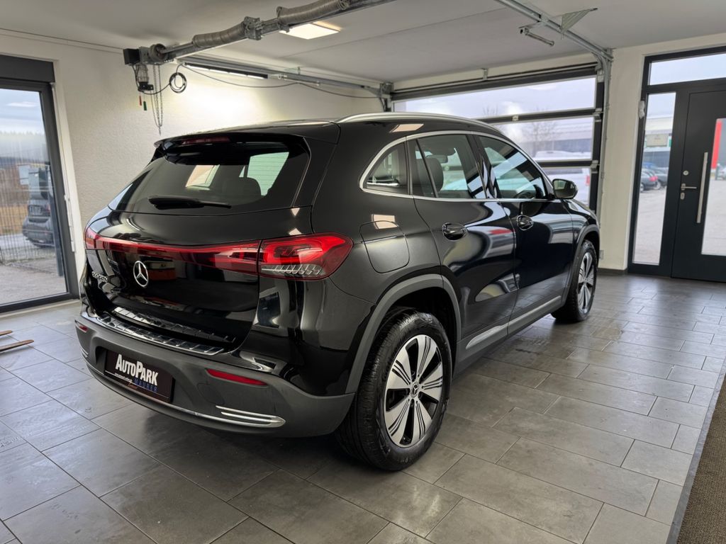 Mercedes-Benz EQA 2021