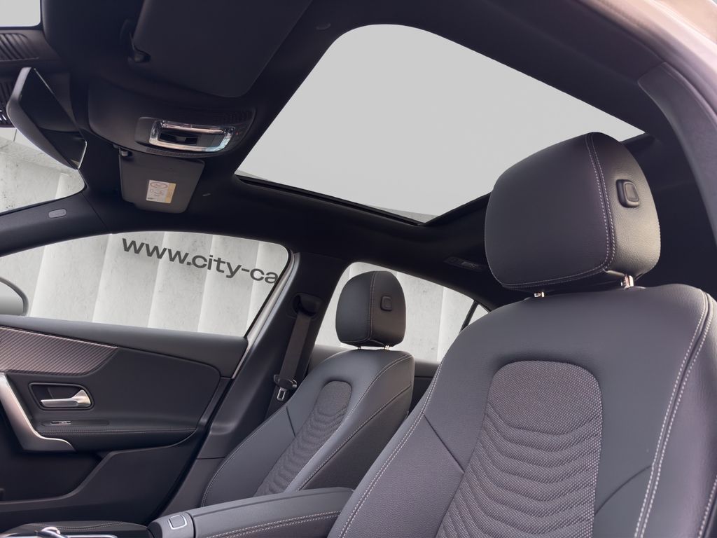 Mercedes-Benz A 180 2024