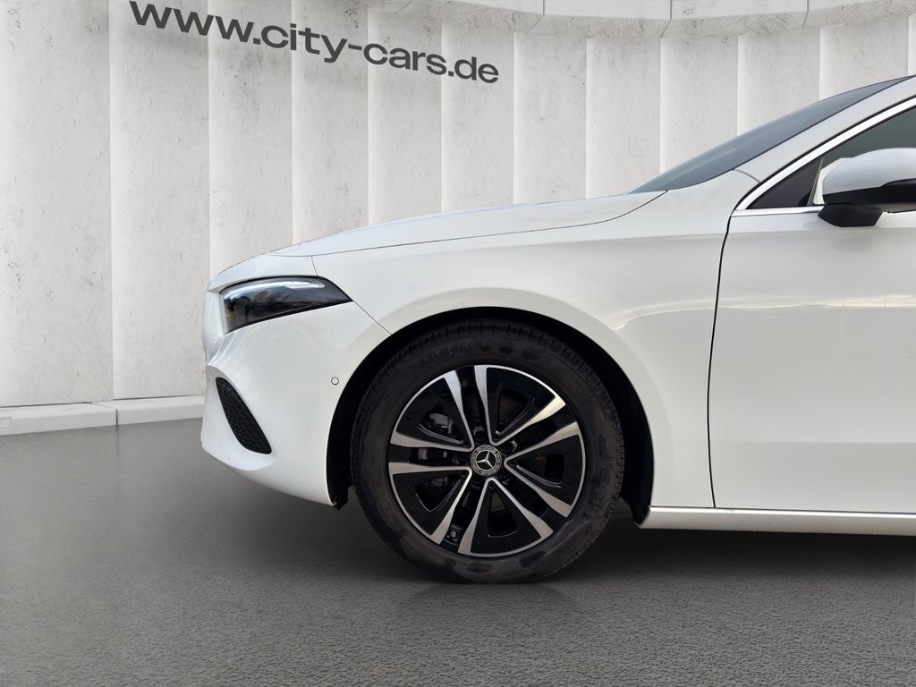 Mercedes-Benz A 180 2024