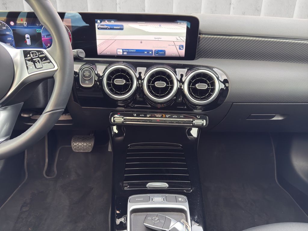 Mercedes-Benz A 180 2024