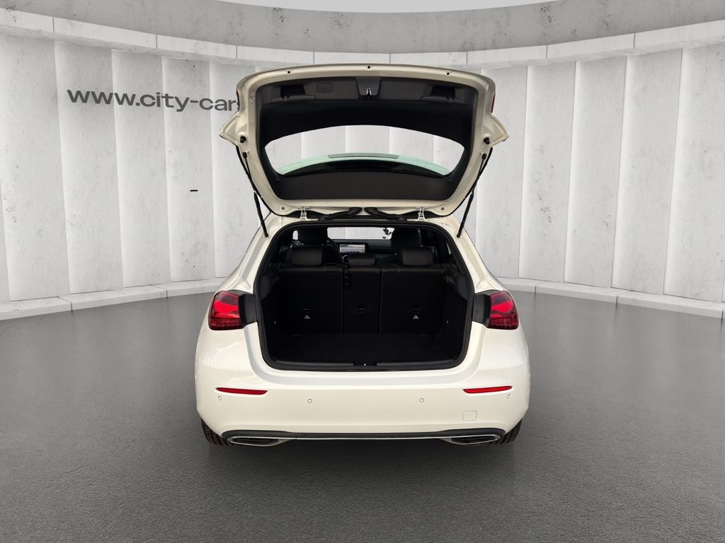 Mercedes-Benz A 180 2024