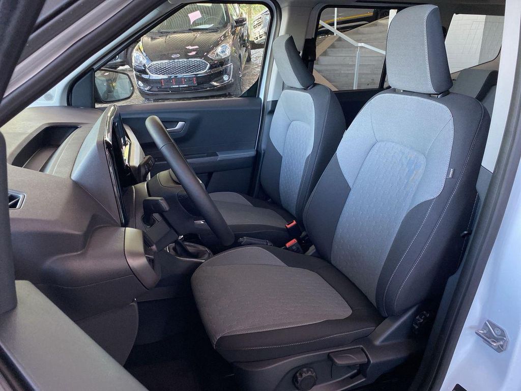 Ford Tourneo Courier 2025