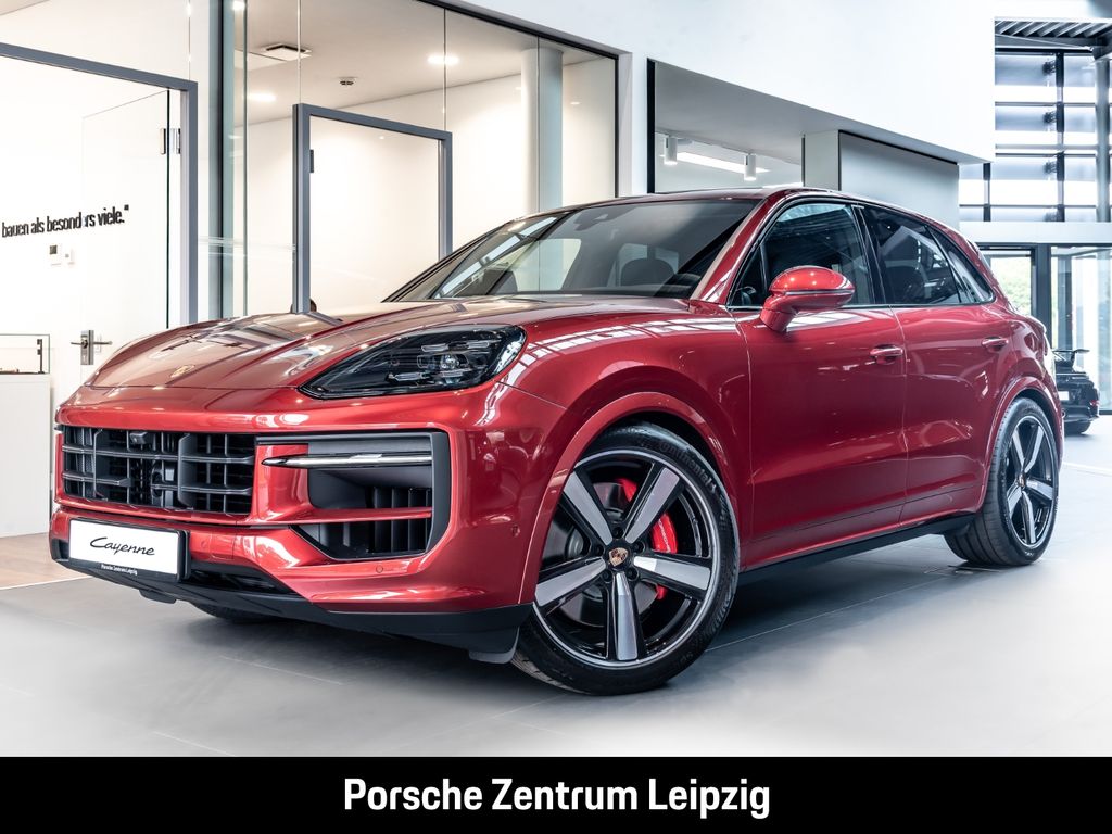 Porsche Cayenne 2025