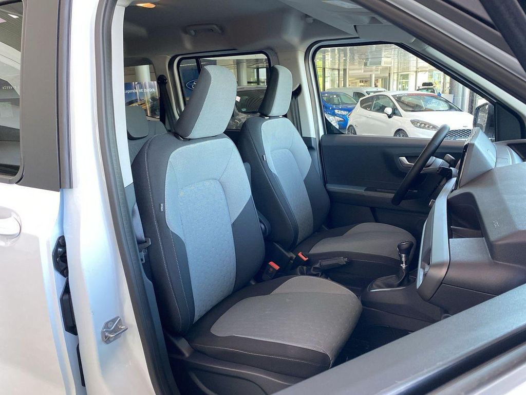 Ford Tourneo Courier 2025