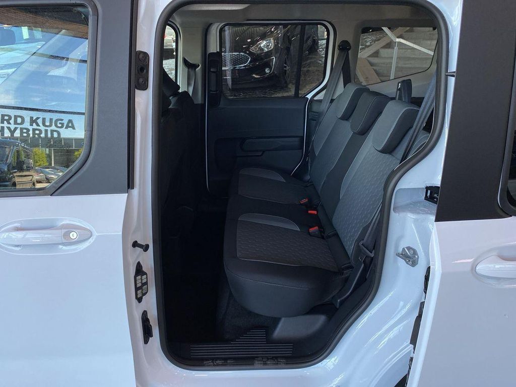 Ford Tourneo Courier 2025