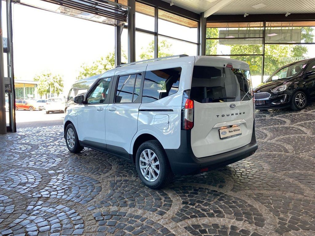 Ford Tourneo Courier 2025