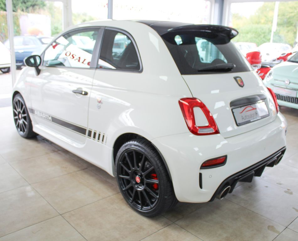 Abarth 595 2021
