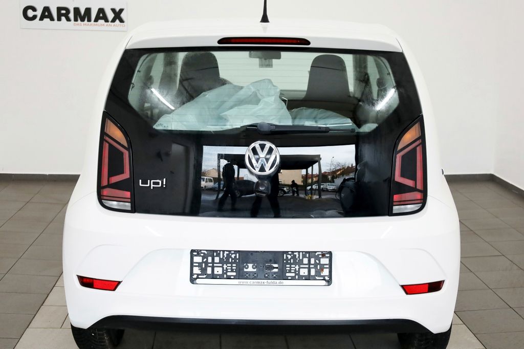 Volkswagen up! 2019