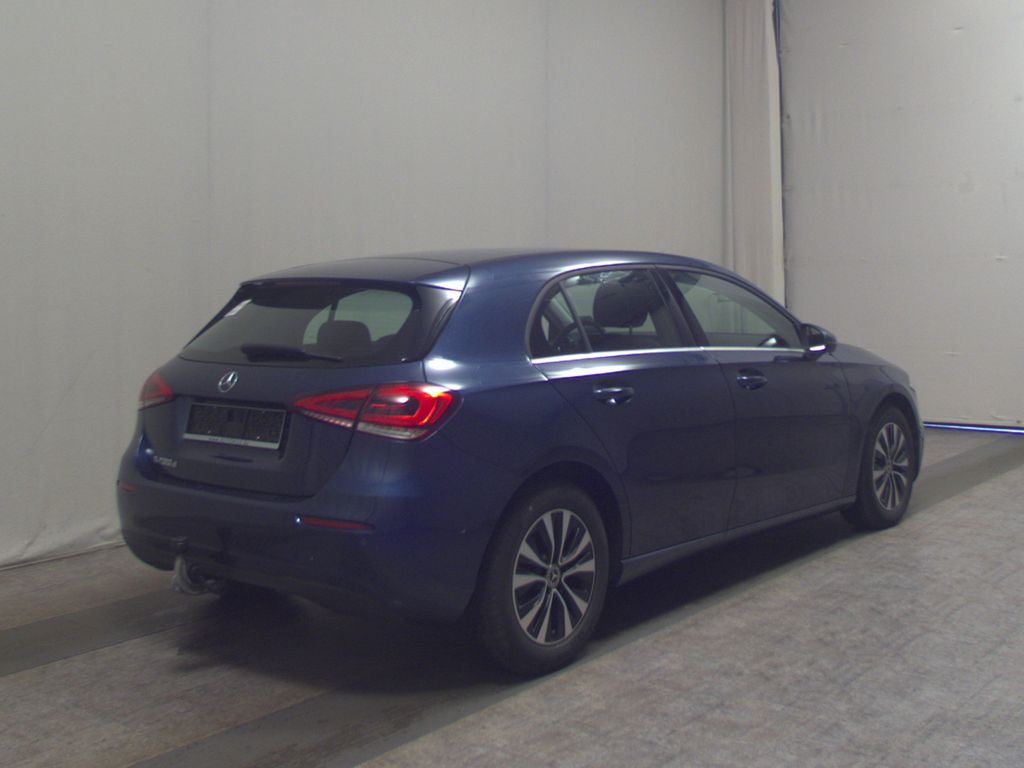 Mercedes-Benz A 200 2021