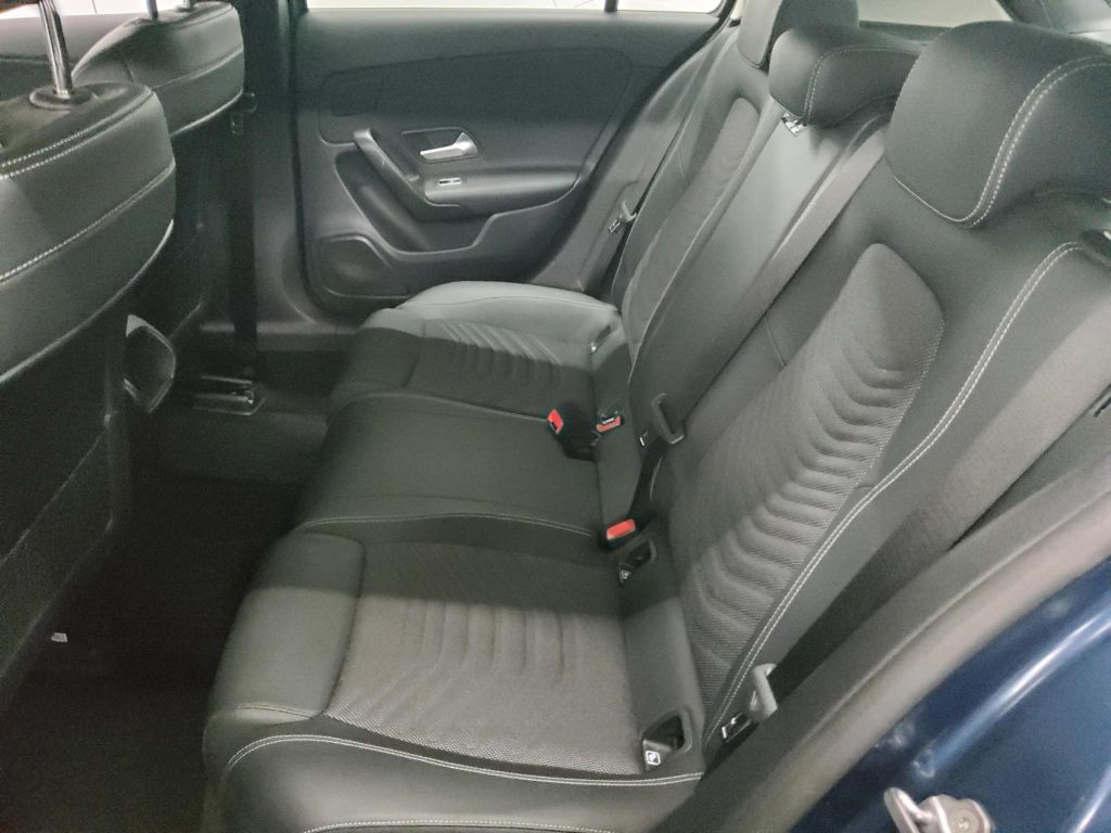 Mercedes-Benz A 200 2021