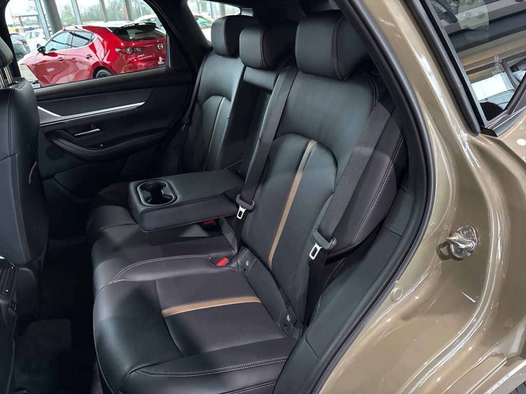 Mazda CX-60 2025