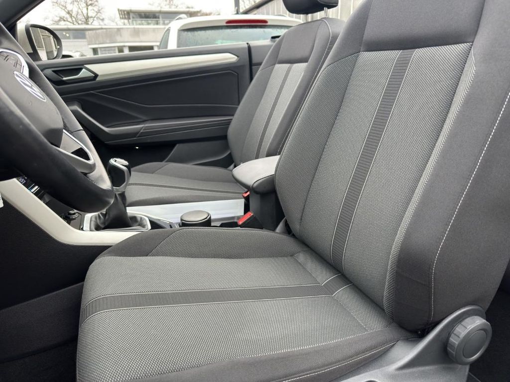 Volkswagen T-Roc 2023