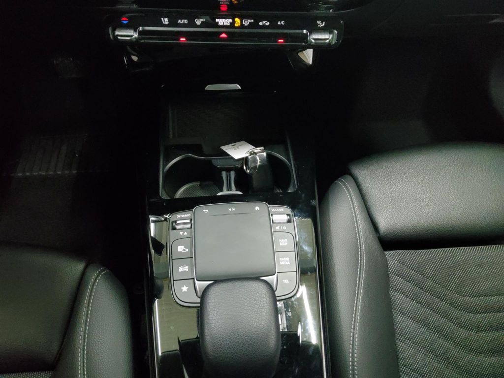 Mercedes-Benz A 200 2021