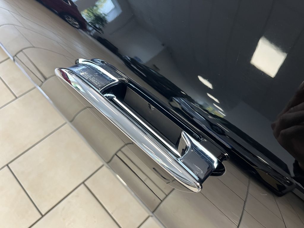 Mercedes-Benz EQE 2023