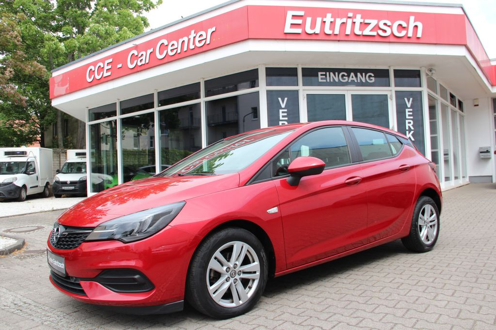 Opel Astra 2021