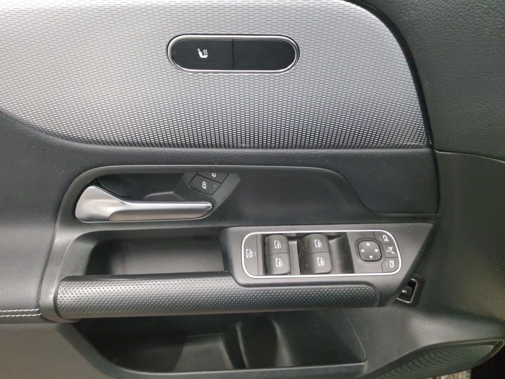 Mercedes-Benz B 250 2022