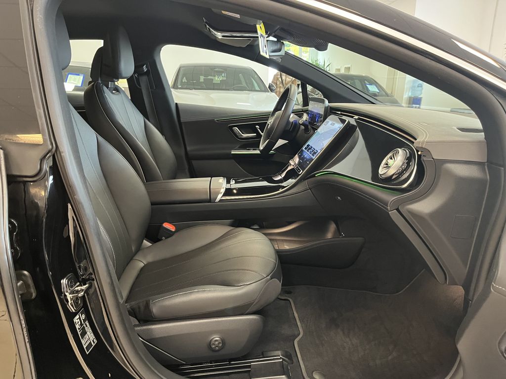 Mercedes-Benz EQE 2023