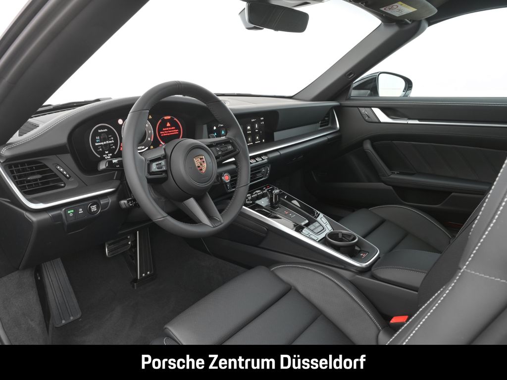 Porsche 992 2025