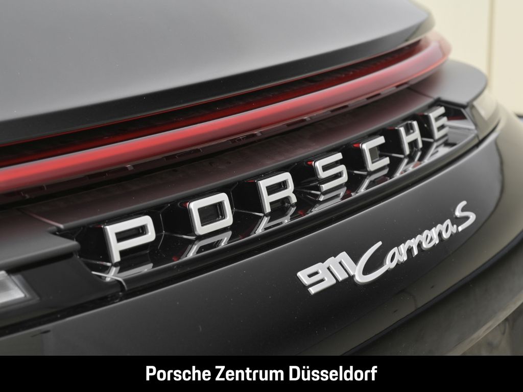 Porsche 992 2025