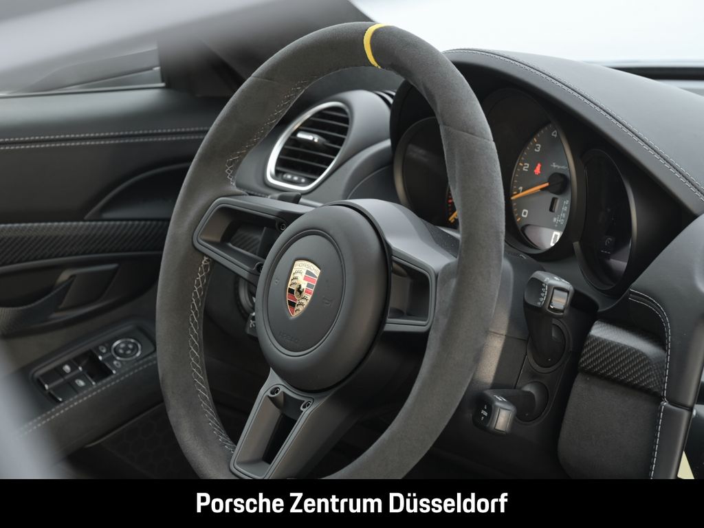 Porsche Boxster 2025
