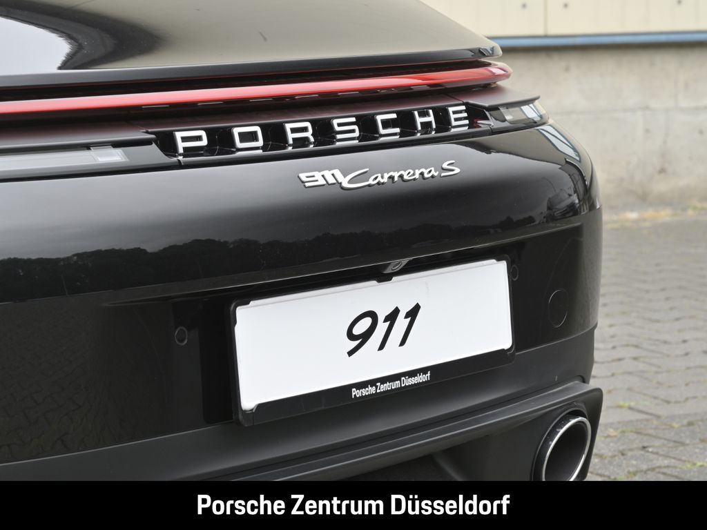 Porsche 992 2025