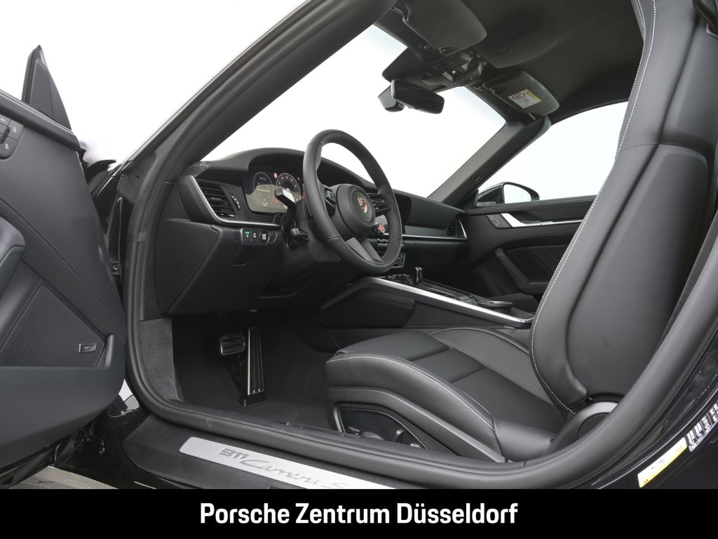 Porsche 992 2025