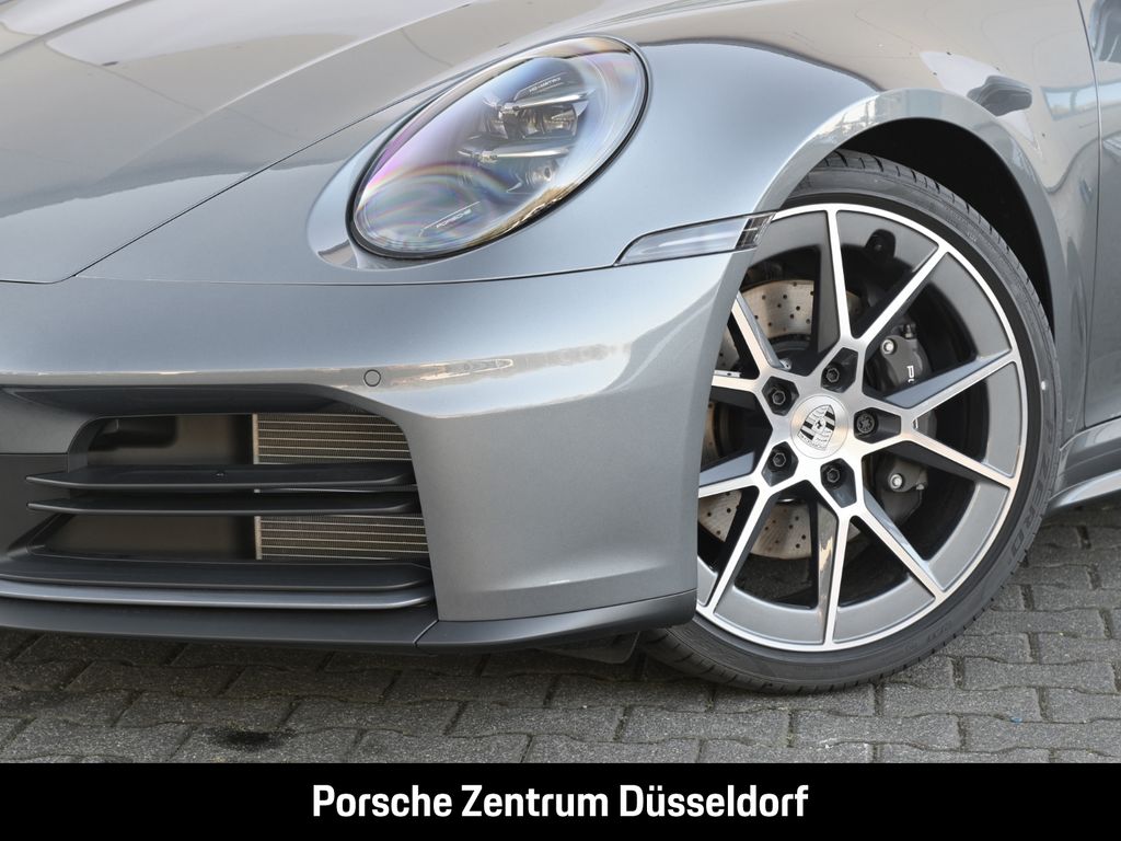 Porsche 992 2025