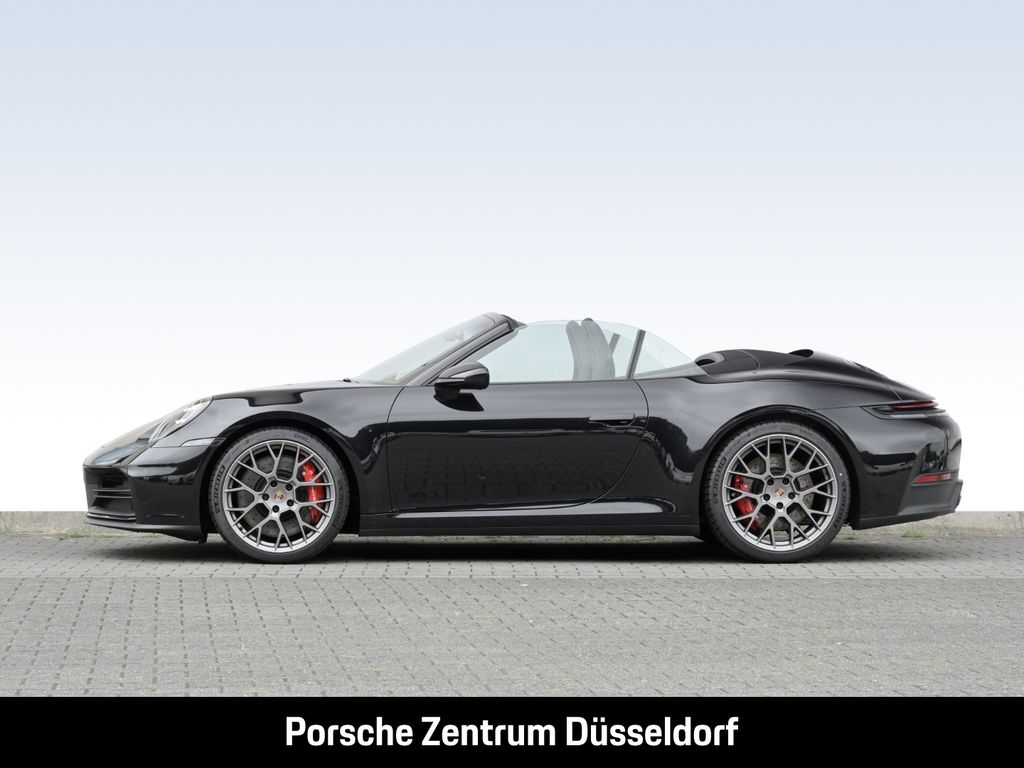 Porsche 992 2025