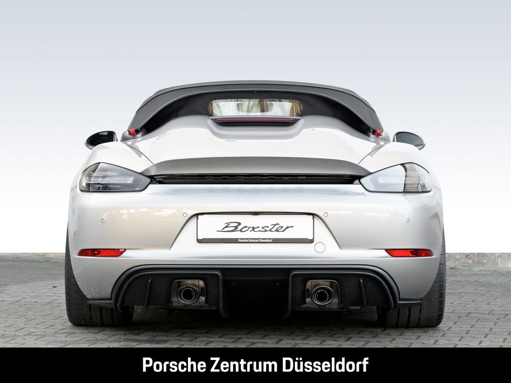 Porsche Boxster 2025