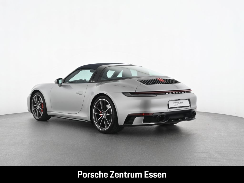 Porsche 992 2022