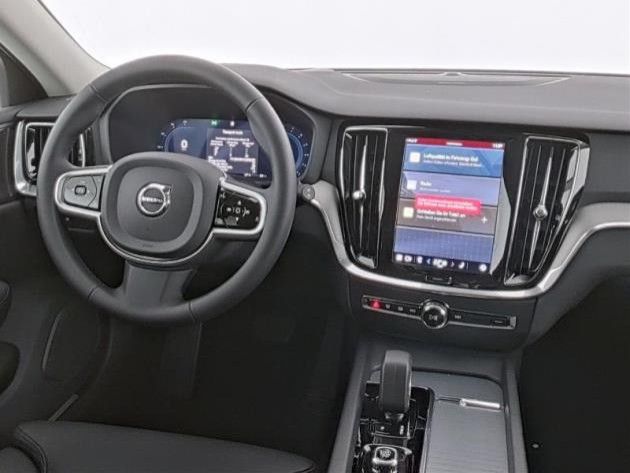 Volvo V60 2025