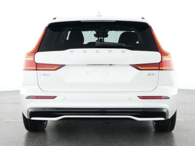Volvo V60 2025