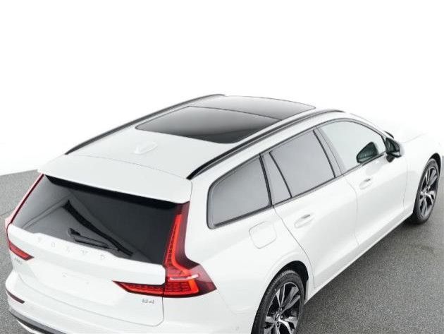 Volvo V60 2025