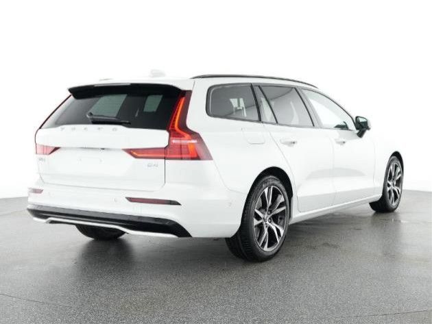 Volvo V60 2025