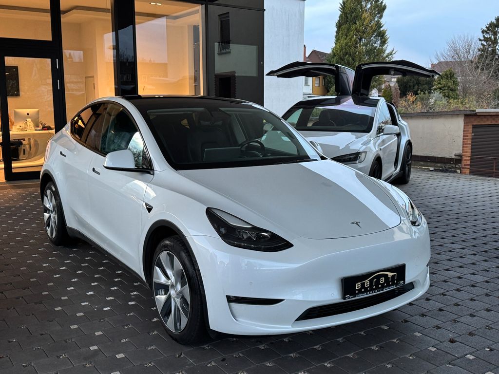 Tesla Model Y 2021