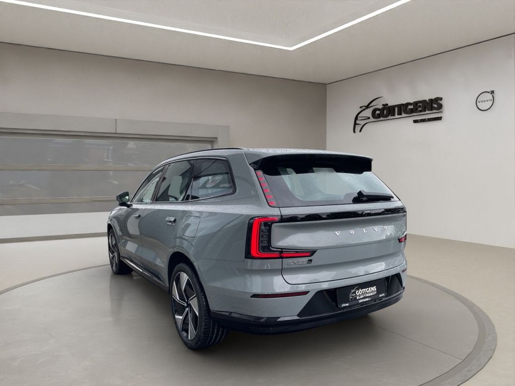 Volvo EX90