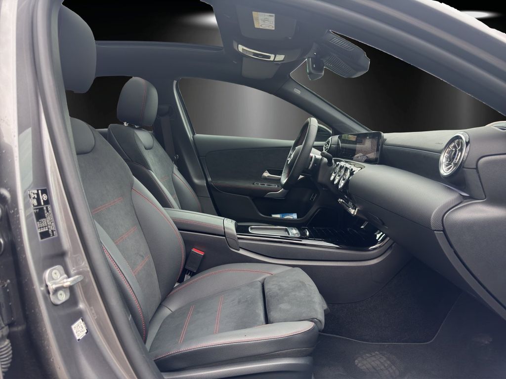 Mercedes-Benz A 220 2023