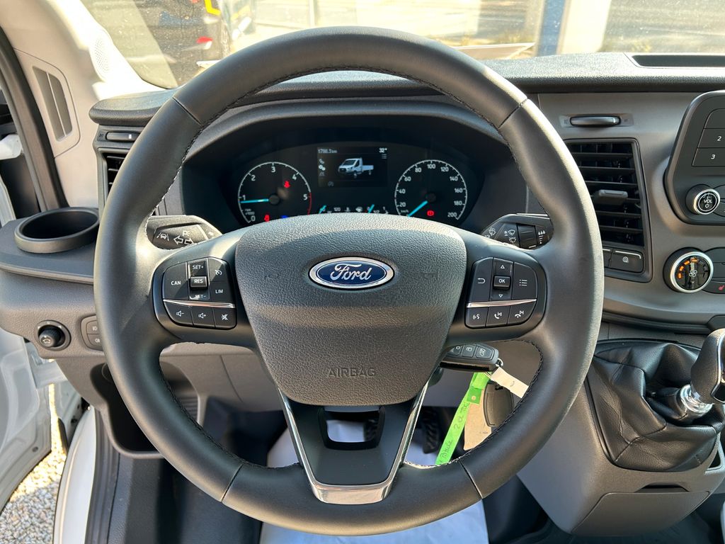 Ford Transit 2024