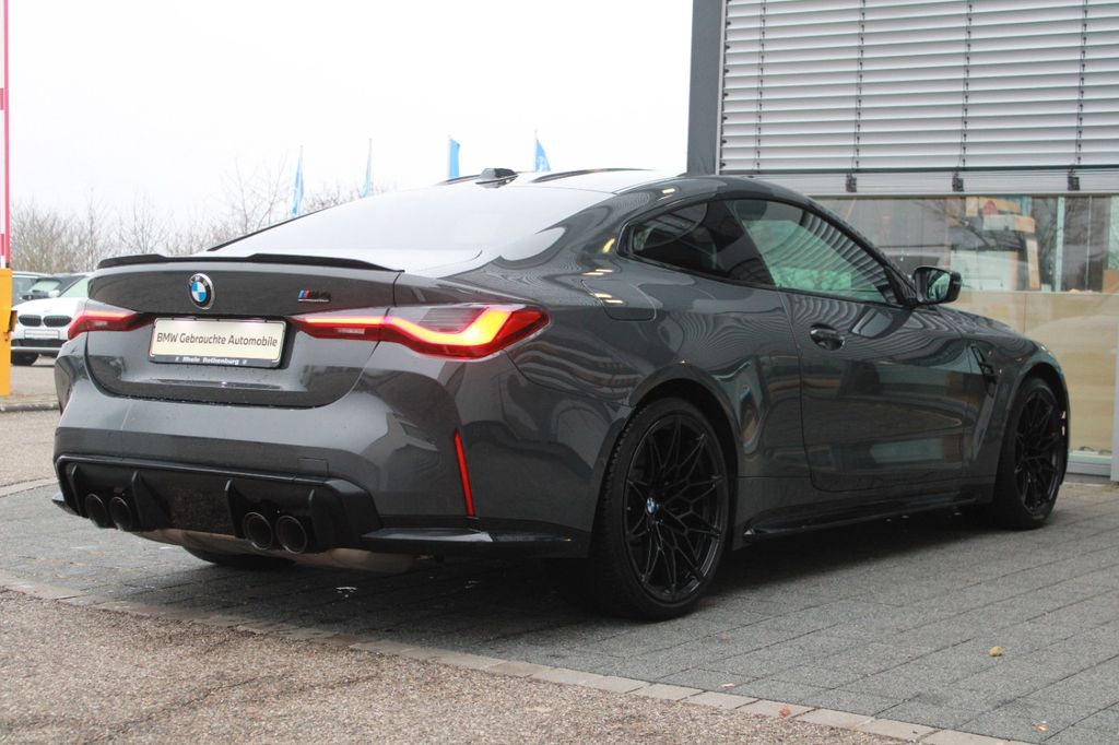 BMW M4 2023
