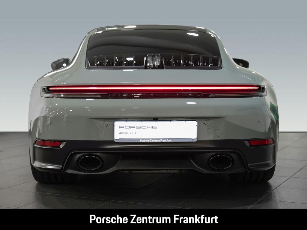 Porsche 992 2025