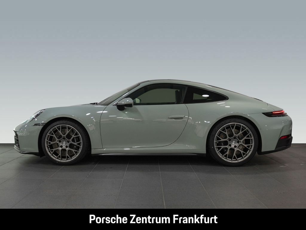 Porsche 992 2025