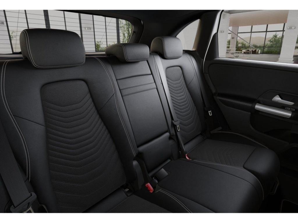 Mercedes-Benz B 200 2024