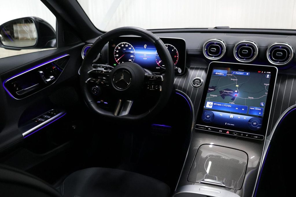 Mercedes-Benz C 220 2025