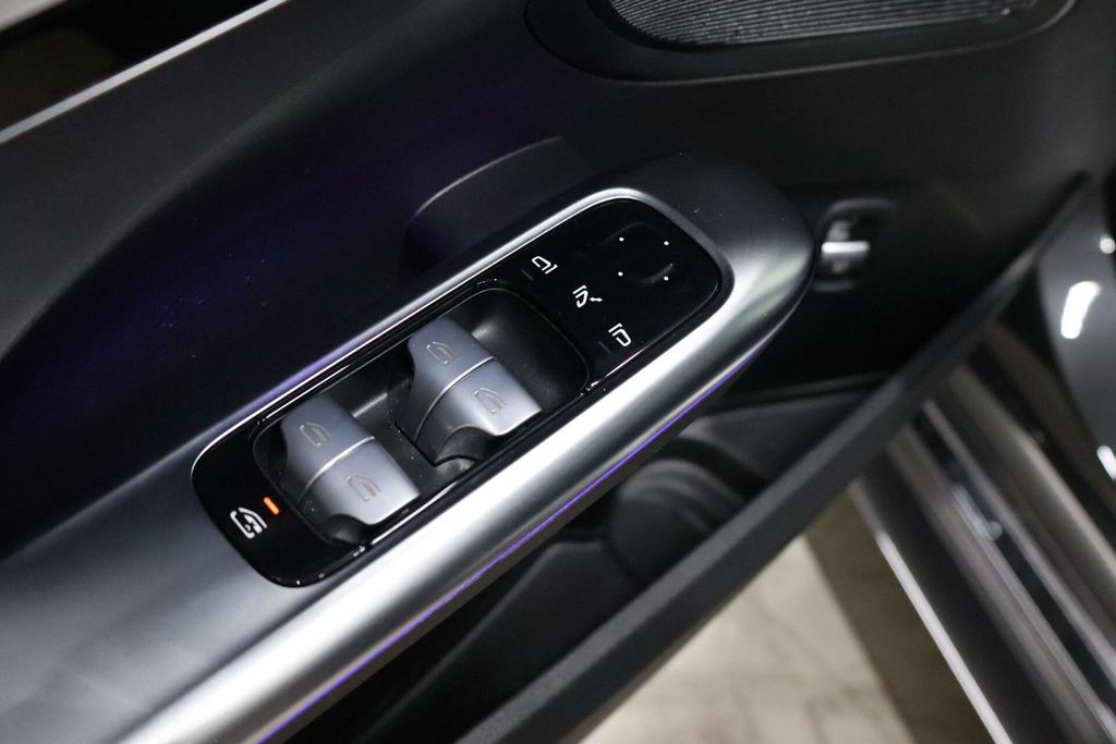 Mercedes-Benz C 220 2025