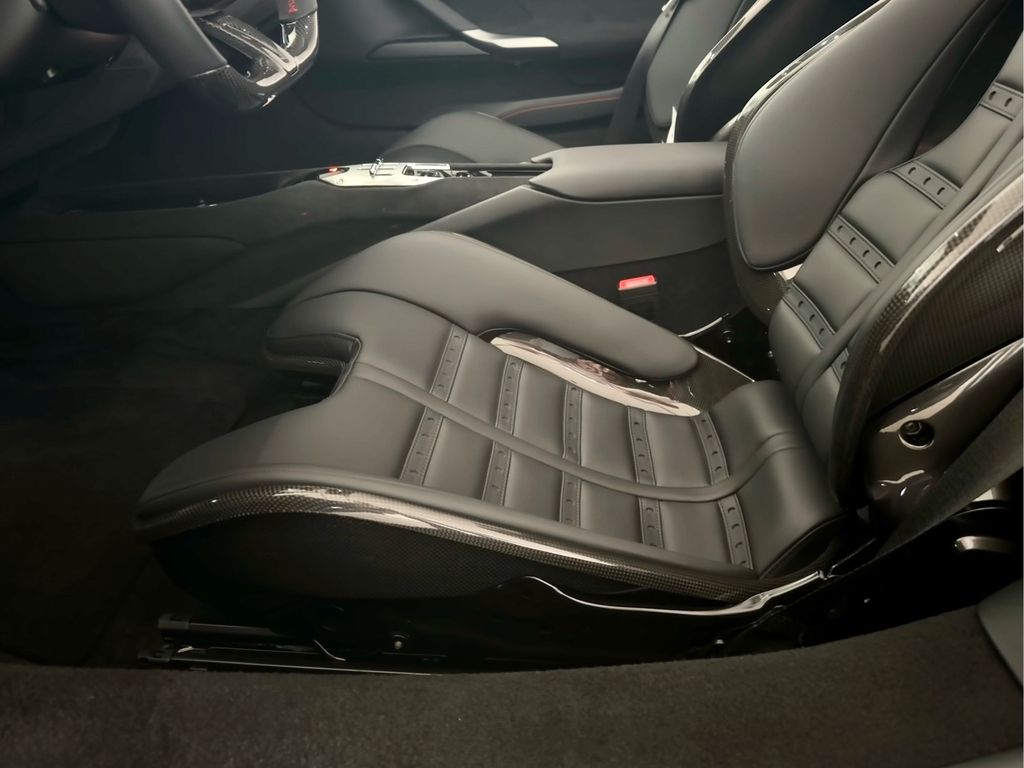 Ferrari 296 GTS 2024