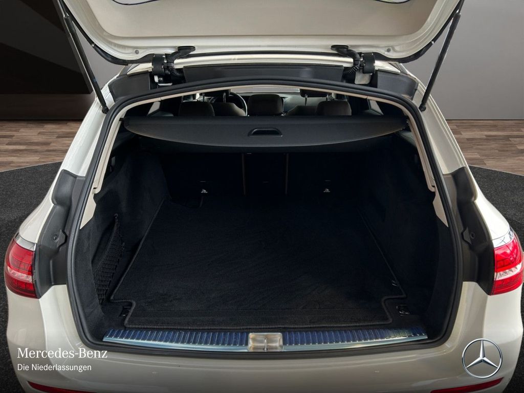 Mercedes-Benz E 200 2022