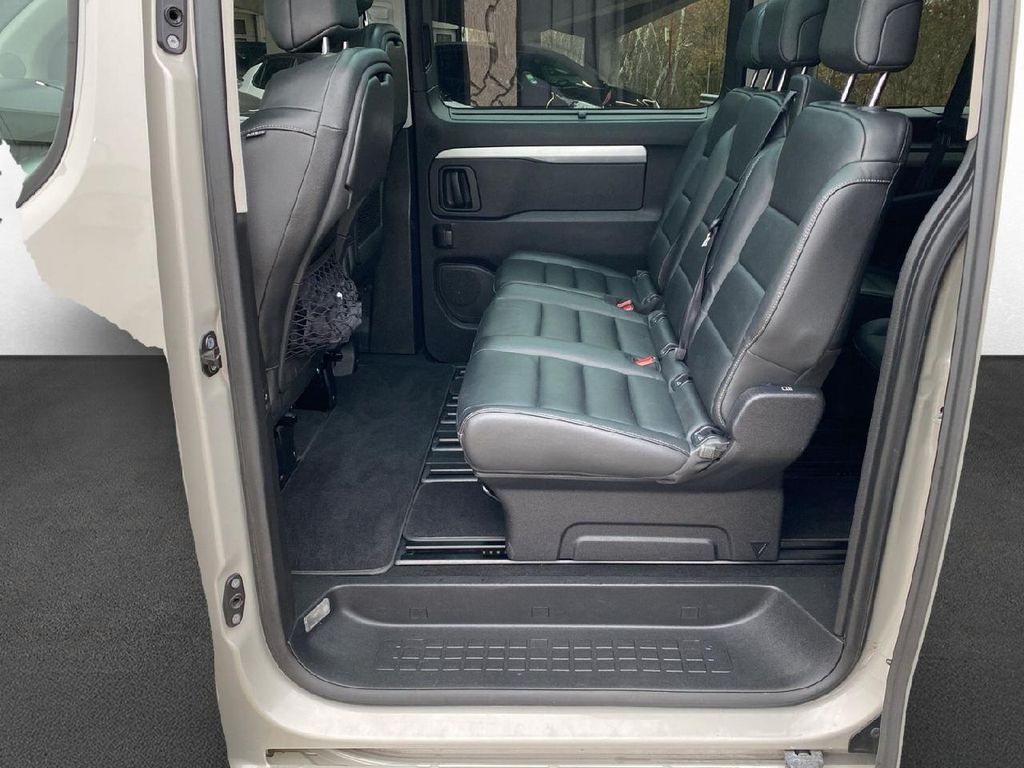 Opel Zafira Life 2022