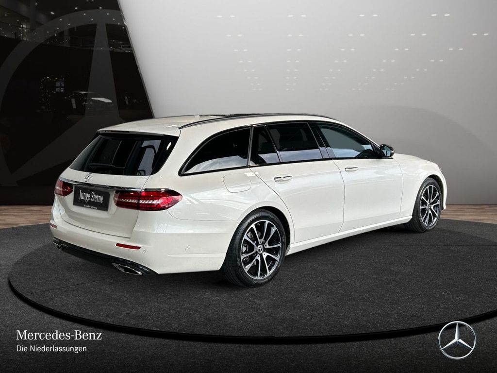 Mercedes-Benz E 200 2022