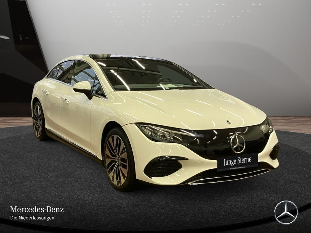 Mercedes-Benz EQE 2022