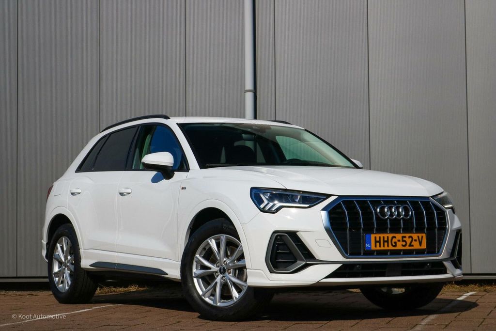 Audi Q3 2021